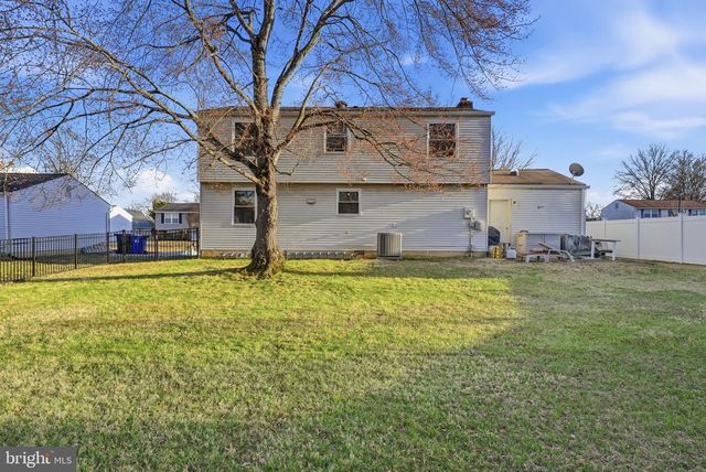 7905 STEADMAN ST, Alexandria, VA 22309