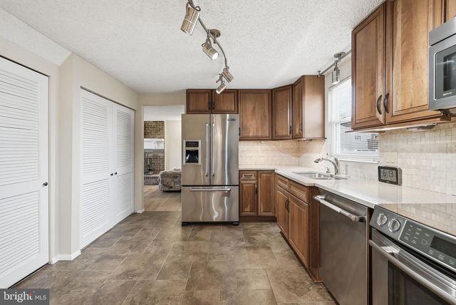 7905 STEADMAN ST, Alexandria, VA 22309