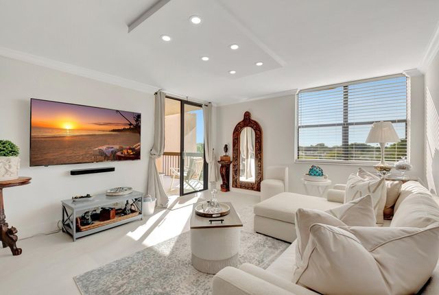 600 Egret Circle # 7504, Delray Beach, FL 33444