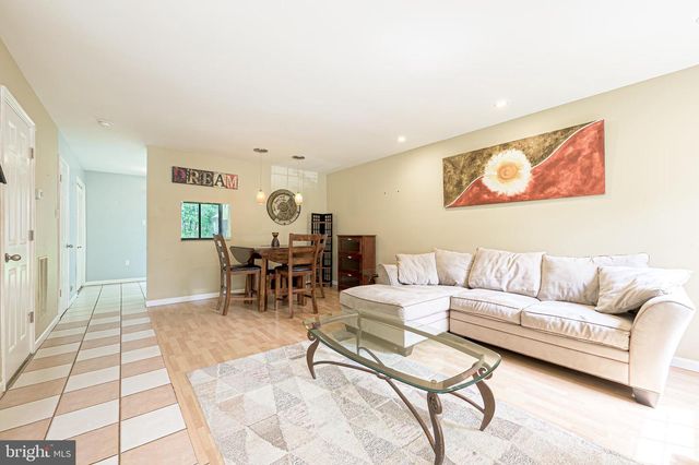 298 MATTIX RUN, Galloway, NJ 08205