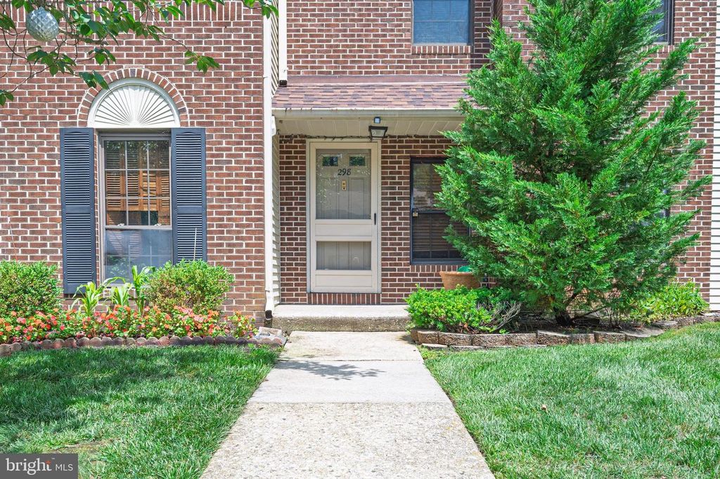 298 MATTIX RUN, Galloway, NJ 08205