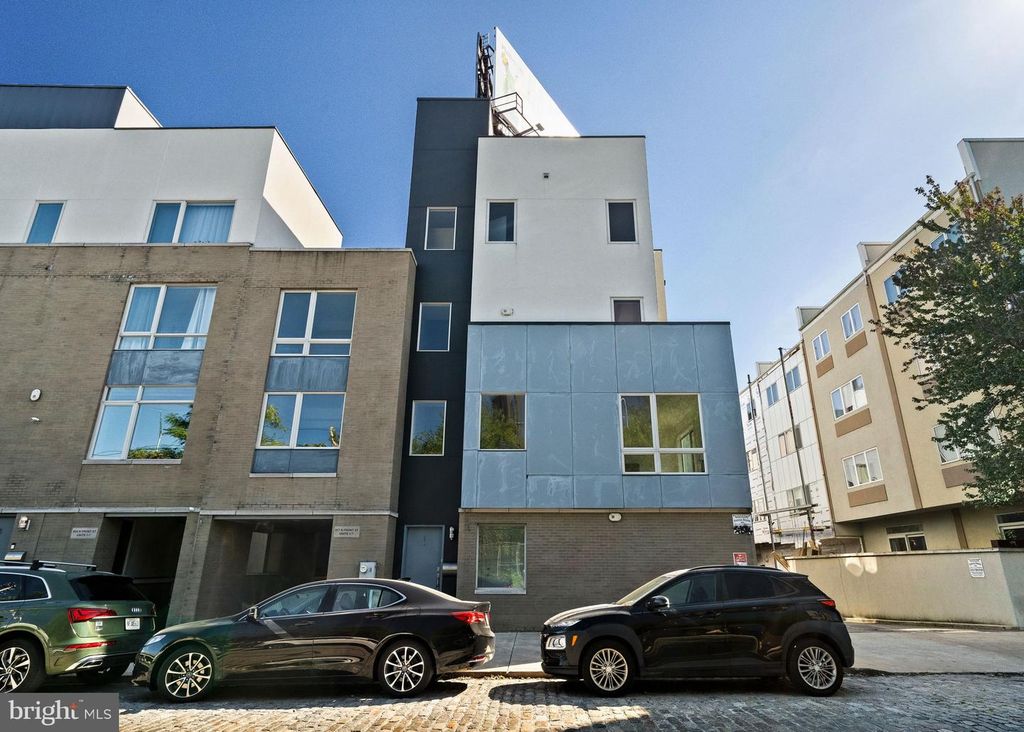 927 N FRONT ST #1, PHILADELPHIA, PA 19123 — exterior