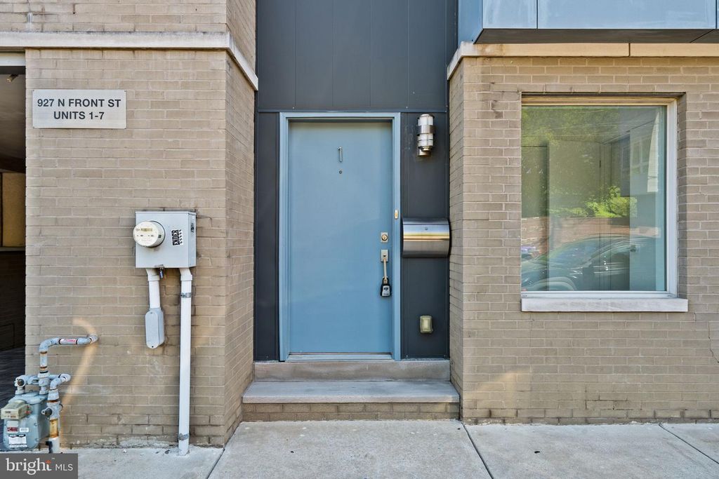 927 N FRONT ST #1, PHILADELPHIA, PA 19123 — photo 2
