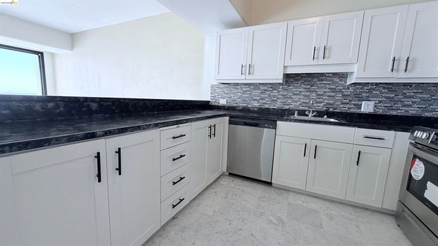 6363 Christie Ave 1501, Emeryville, CA 94608
