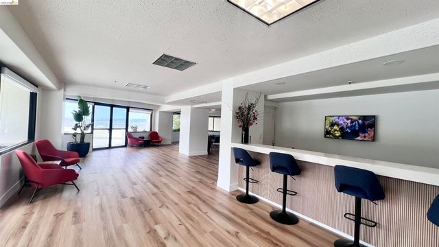 6363 Christie Ave 1501, Emeryville, CA 94608