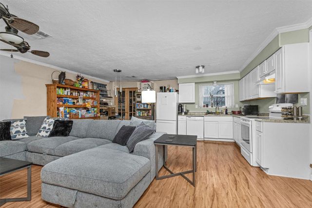 17650 Sun Perch Road, Conroe, TX 77384