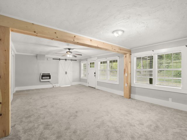 527 Barham Rd., Hornbeck, LA 71439