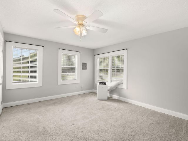 527 Barham Rd., Hornbeck, LA 71439