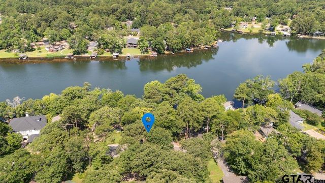 546 Hideaway Ln E, Hideaway, TX 75771