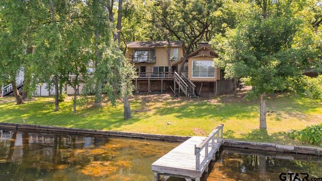 546 Hideaway Ln E, Hideaway, TX 75771
