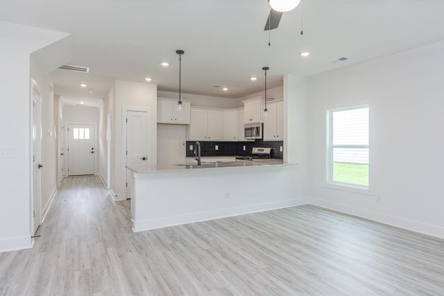 610 Farcroft Trail, Roebuck, SC 29376