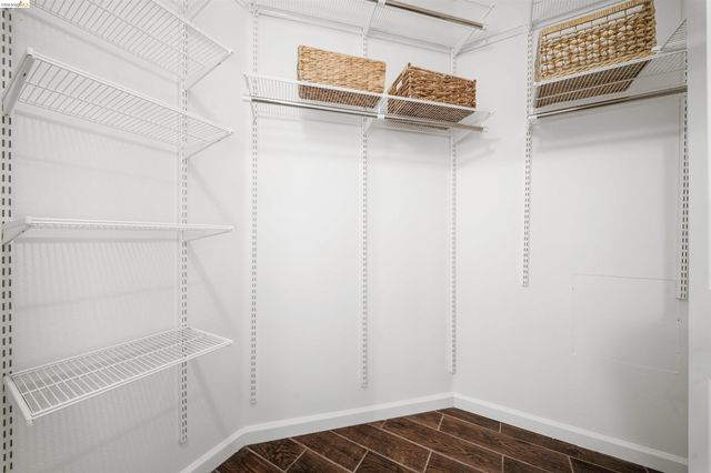 280 Caldecott 321, Oakland, CA 94618