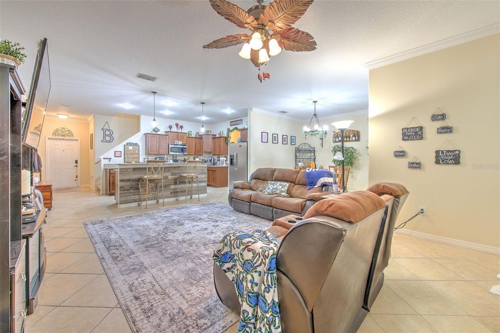 Image 19 of property listing at 20223 INDIAN ROSEWOOD DRIVE, Tampa, FL 33647