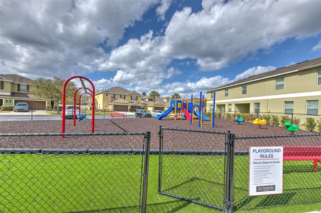 Image 44 of property listing at 20223 INDIAN ROSEWOOD DRIVE, Tampa, FL 33647