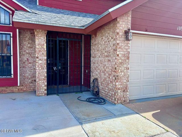 10968 Whitey Ford Street, El Paso, TX 79934