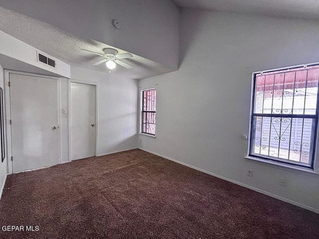 10968 Whitey Ford Street, El Paso, TX 79934