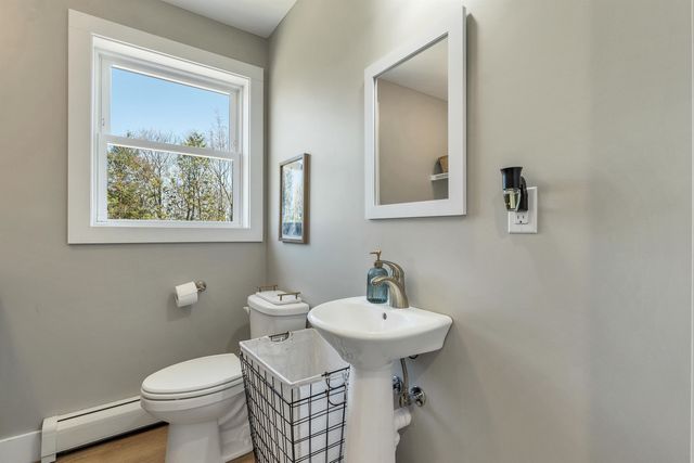 103 Kennybeck Court, New Ipswich, NH 03071