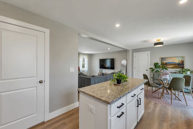 103 Kennybeck Court, New Ipswich, NH 03071