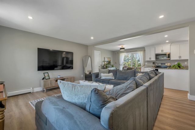 103 Kennybeck Court, New Ipswich, NH 03071