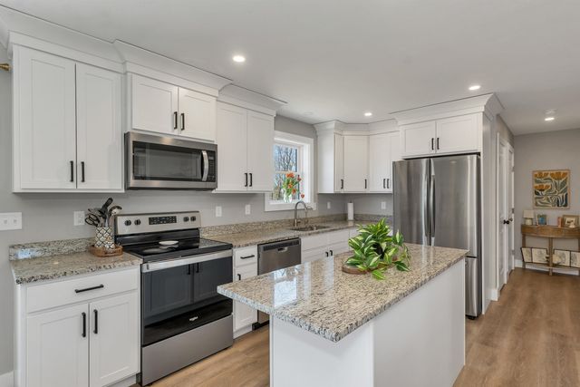 103 Kennybeck Court, New Ipswich, NH 03071