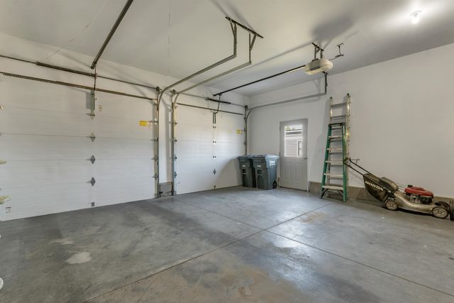 103 Kennybeck Court, New Ipswich, NH 03071