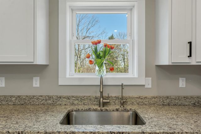103 Kennybeck Court, New Ipswich, NH 03071