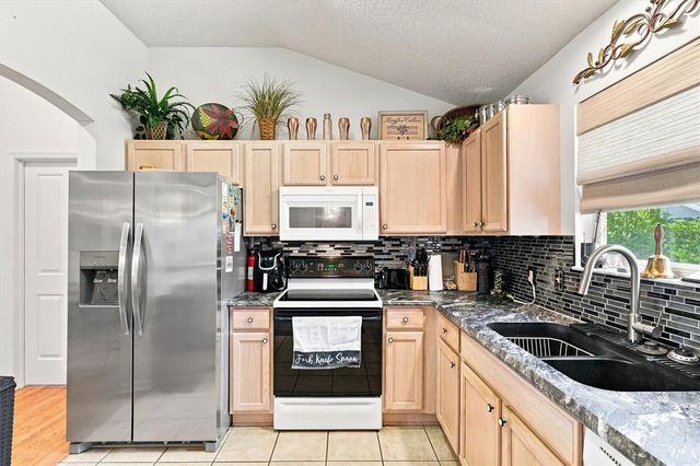 3425 CARBONDALE COURT, The Villages, FL 32162