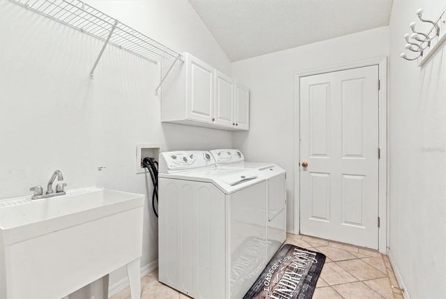 3425 CARBONDALE COURT, The Villages, FL 32162
