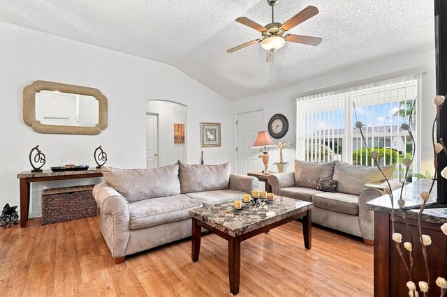 3425 CARBONDALE COURT, The Villages, FL 32162