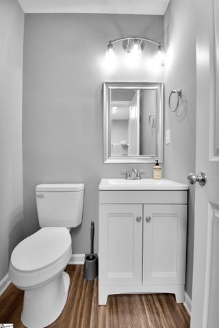 37 Wedgefield Drive, Boiling Springs, SC 29316