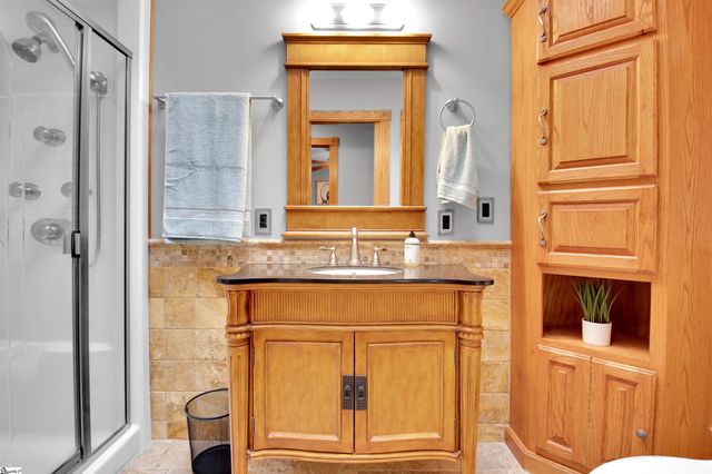 37 Wedgefield Drive, Boiling Springs, SC 29316