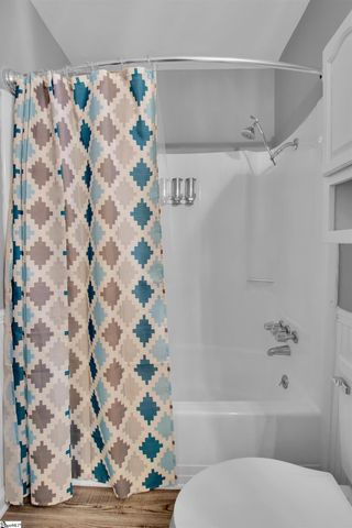 37 Wedgefield Drive, Boiling Springs, SC 29316