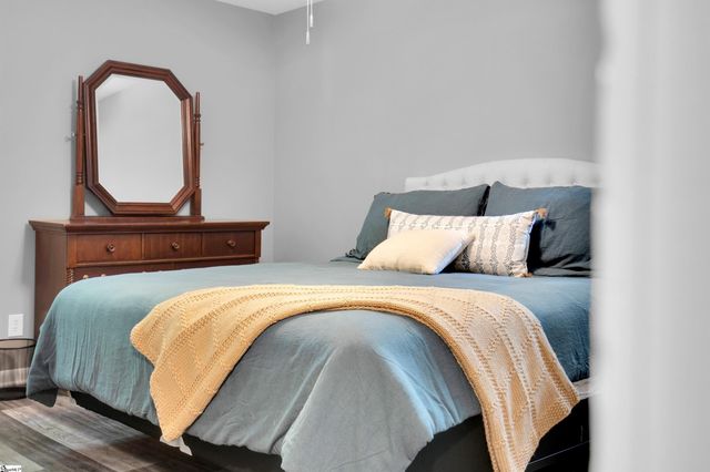 37 Wedgefield Drive, Boiling Springs, SC 29316