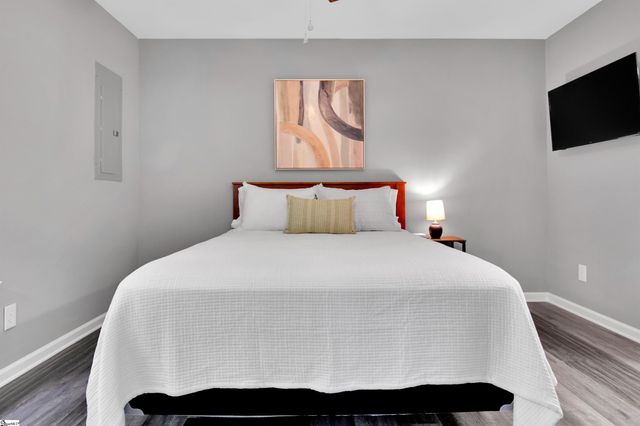 37 Wedgefield Drive, Boiling Springs, SC 29316