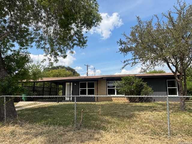 151 ASHFORD DR, San Antonio, TX 78227