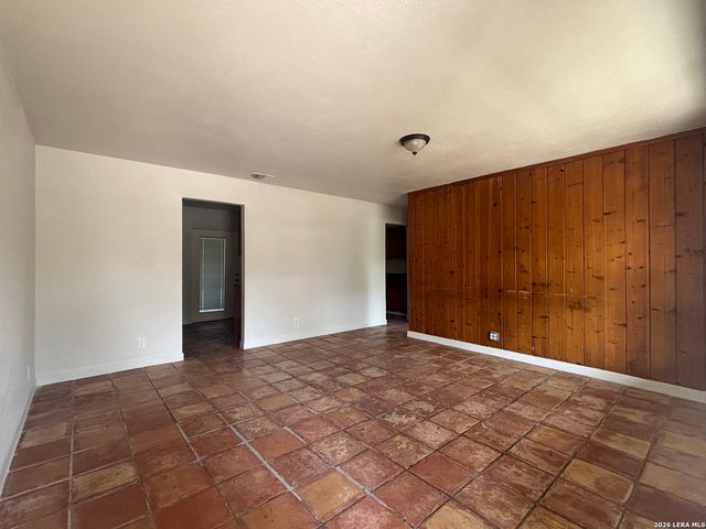 151 ASHFORD DR, San Antonio, TX 78227