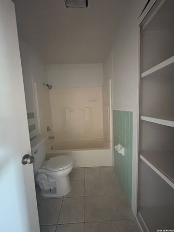 151 ASHFORD DR, San Antonio, TX 78227