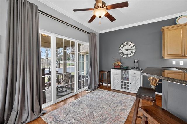 9803 Nieman Place, Overland Park, KS 66214