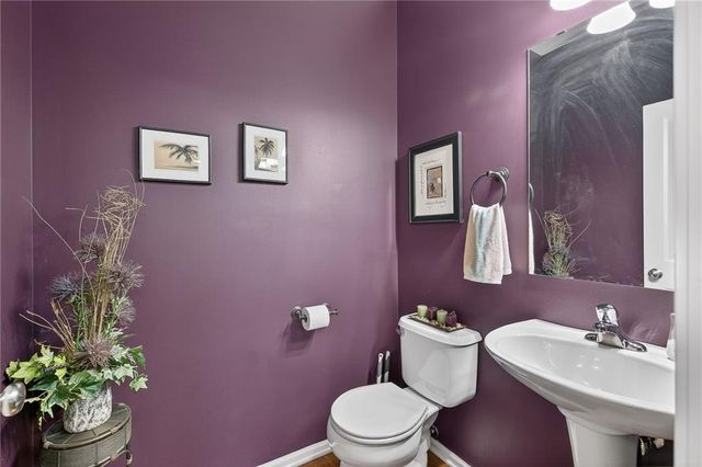 9803 Nieman Place, Overland Park, KS 66214