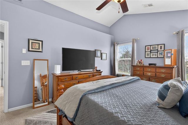 9803 Nieman Place, Overland Park, KS 66214