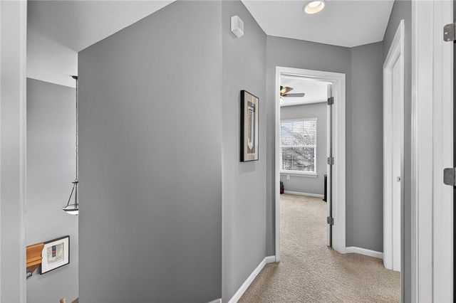 9803 Nieman Place, Overland Park, KS 66214