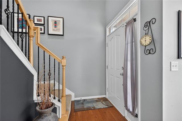 9803 Nieman Place, Overland Park, KS 66214