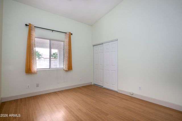 1502 E WHITTON Avenue, Phoenix, AZ 85014