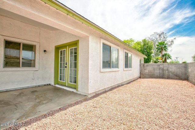 1502 E WHITTON Avenue, Phoenix, AZ 85014