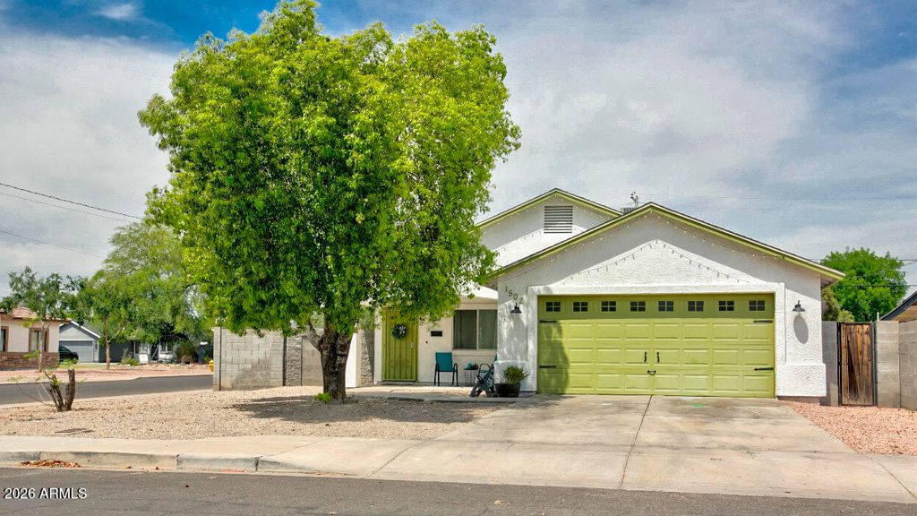 1502 E WHITTON Avenue, Phoenix, AZ 85014