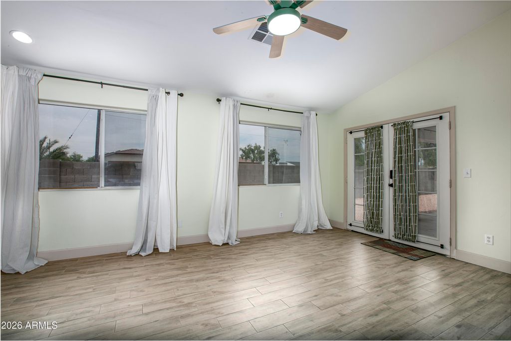 1502 E WHITTON Avenue, Phoenix, AZ 85014 — photo 4
