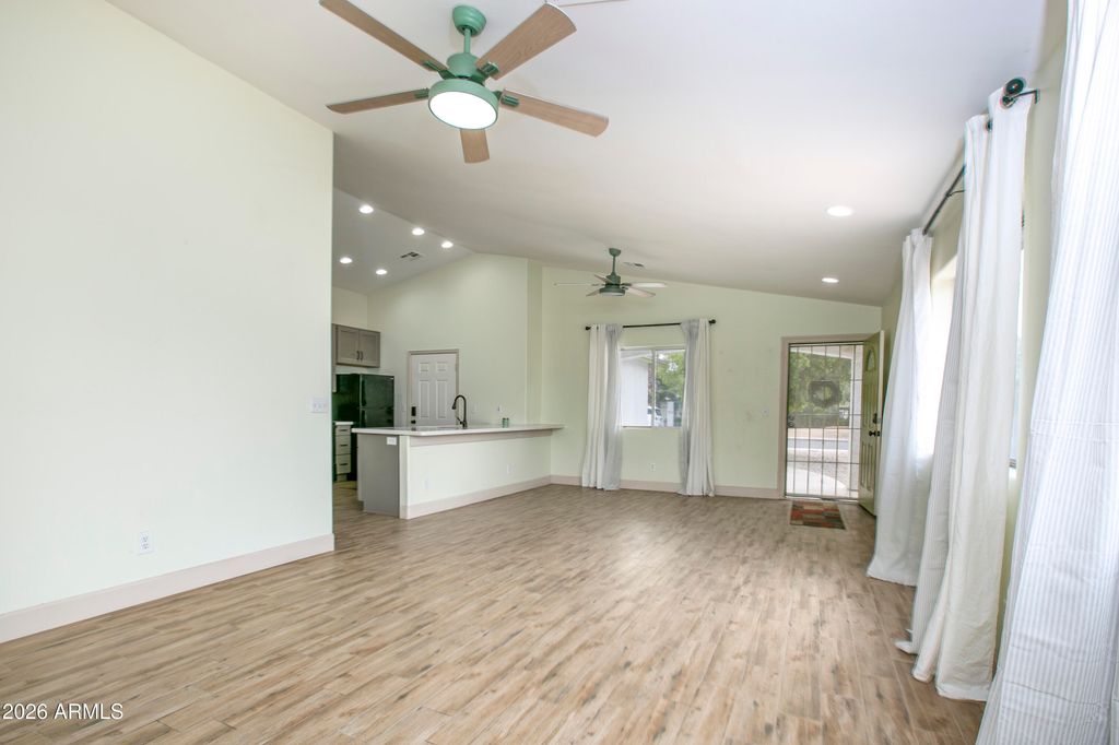1502 E WHITTON Avenue, Phoenix, AZ 85014 — photo 5