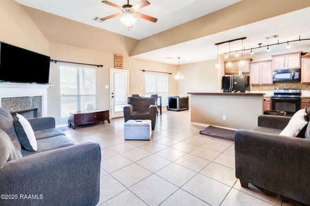 104 Greenvale Drive, Carencro, LA 70520