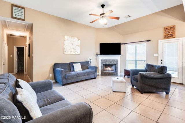 104 Greenvale Drive, Carencro, LA 70520