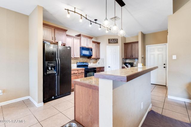 104 Greenvale Drive, Carencro, LA 70520